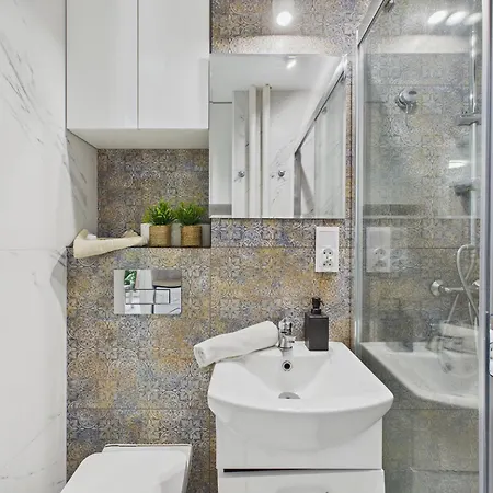 Superapart Jana Pawla Ii 106 With Elevator Feel At *
